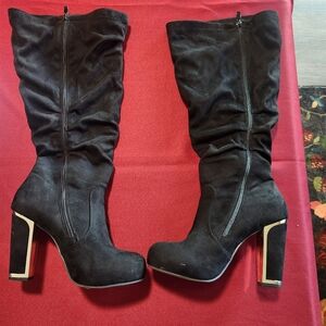 Torrid wide calf boots size 8 1/2 Black